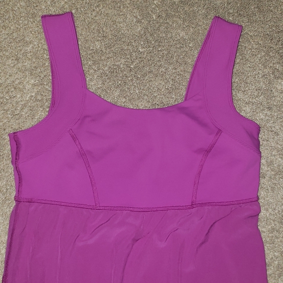Lululemon Tank Top with a cinched waist - Picture 4 of 13